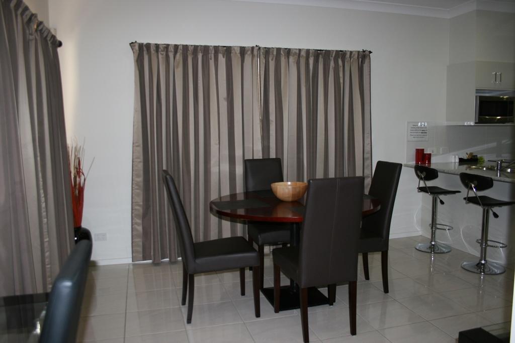 Noah'S Mid City Motor Inn Muswellbrook Pokój zdjęcie