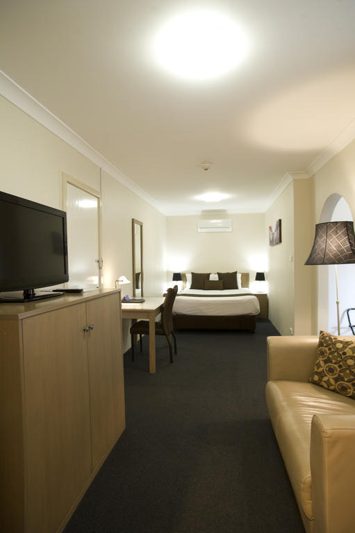 Noah'S Mid City Motor Inn Muswellbrook Zewnętrze zdjęcie