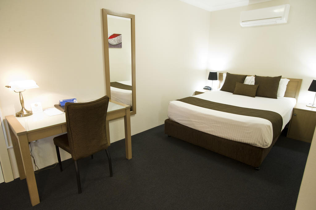Noah'S Mid City Motor Inn Muswellbrook Zewnętrze zdjęcie