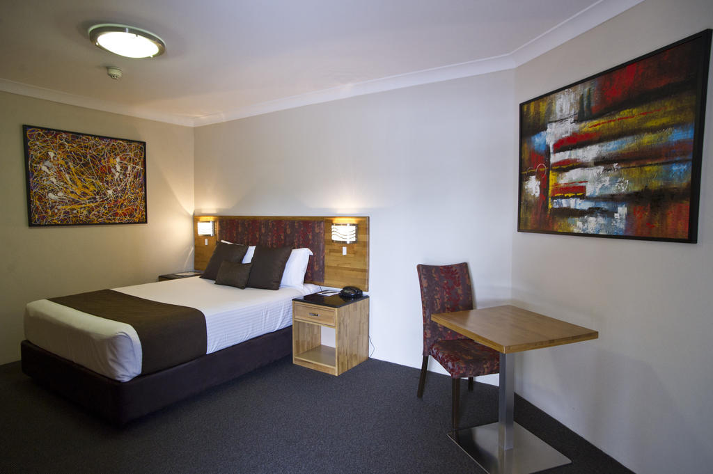 Noah'S Mid City Motor Inn Muswellbrook Zewnętrze zdjęcie